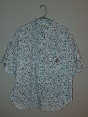 Women's Short-Sleeve Floral Button-Down Shirt in White with Pink & Blue Print